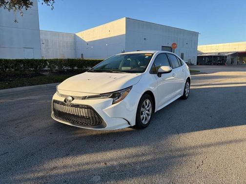 2020 Toyota Corolla LE