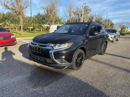 2018 Mitsubishi Outlander LE