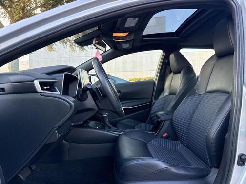 2020 Toyota Corolla XSE