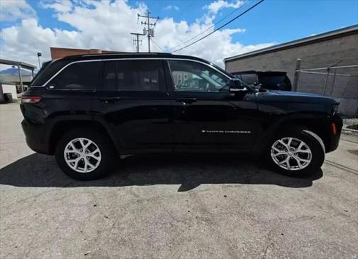 2023 Jeep Grand Cherokee Limited X