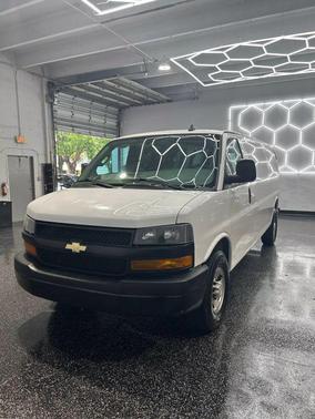 2020 Chevrolet Express 2500 RWD 2500 Extended Wheelbase WT