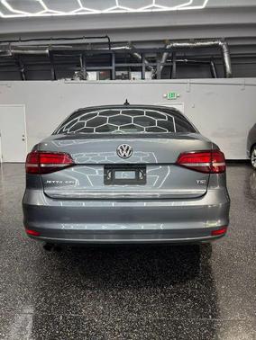 2017 Volkswagen Jetta 1.8T SEL