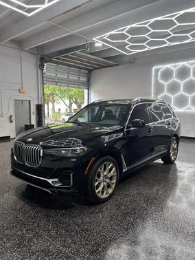 2022 BMW X7 xDrive40i