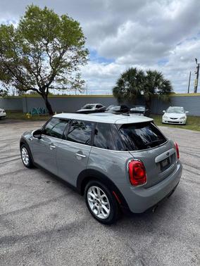 2015 MINI Hardtop Cooper