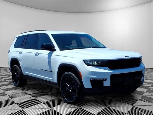 Bright White Clearcoat 2023 Jeep Grand Cherokee L Limited