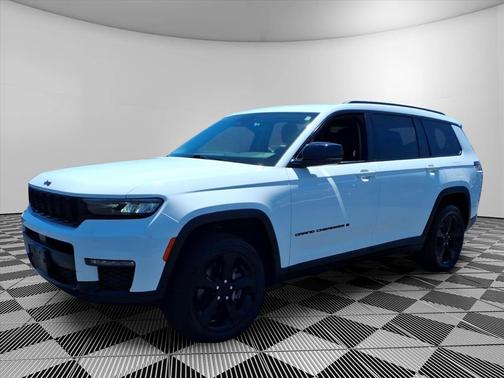 Bright White Clearcoat 2023 Jeep Grand Cherokee L Limited