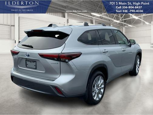 2024 Toyota Highlander Hybrid Limited