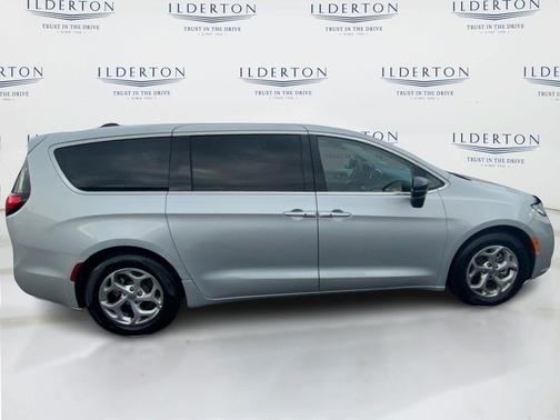 2024 Chrysler Pacifica Limited