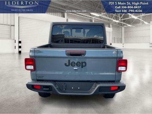 2025 Jeep Gladiator Sport