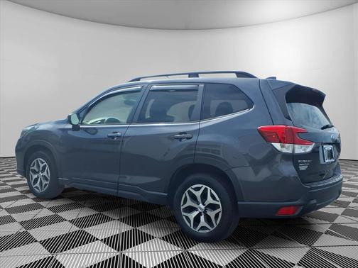 Magnetite Gray Metallic 2020 Subaru Forester Premium