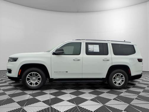 2024 Jeep Wagoneer Base