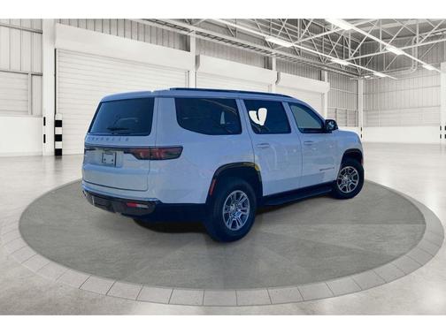 2024 Jeep Wagoneer Base