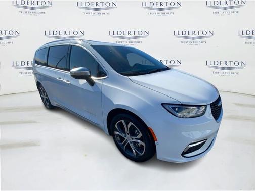 2026 Chrysler Pacifica Pinnacle