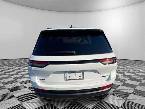 Bright White Clearcoat 2025 Jeep Grand Cherokee Limited
