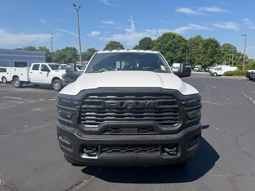 Bright White Clearcoat 2026 RAM 2500 Tradesman