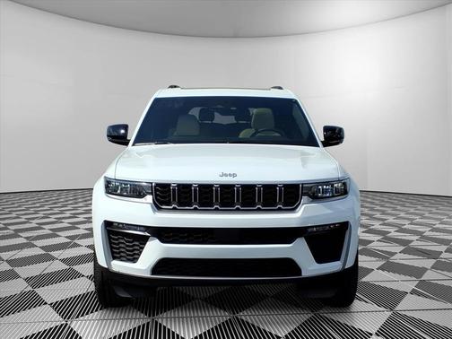 Bright White Clearcoat 2026 Jeep Grand Cherokee L Limited