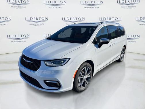 2026 Chrysler Pacifica Pinnacle