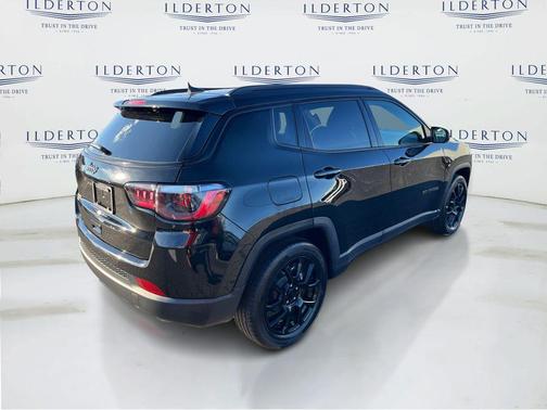 2022 Jeep Compass Altitude