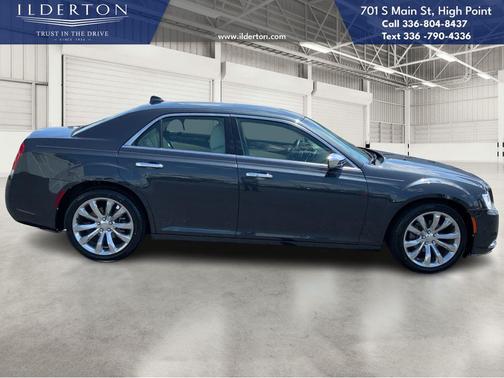 2019 Chrysler 300 Limited