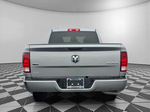 Billet Silver Metallic Clearcoat 2024 RAM 1500 Classic SLT