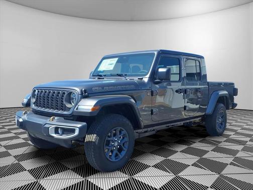 Granite Crystal Clearcoat Metallic 2026 Jeep Gladiator 85th Anniversary Edition