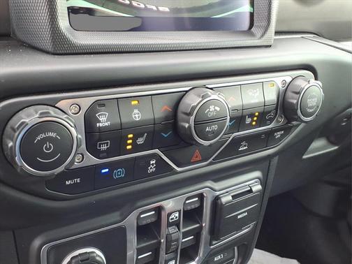 Black Clearcoat 2023 Jeep Wrangler 4xe Rubicon