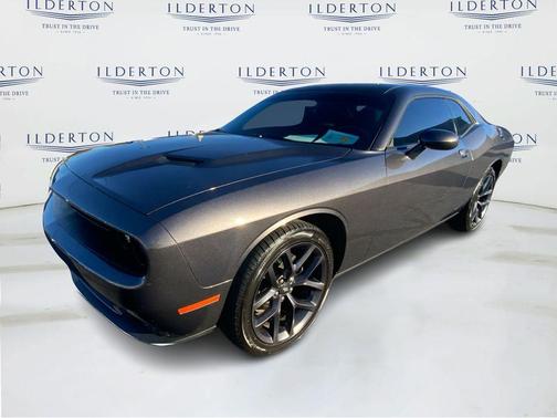 2020 Dodge Challenger SXT