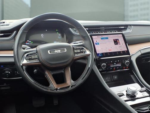 2022 Jeep Grand Cherokee 4xe Summit