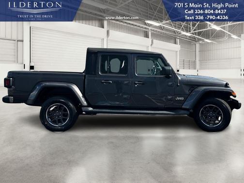 2022 Jeep Gladiator Overland