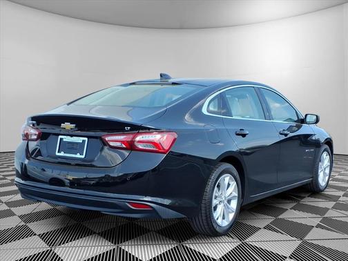 Mosaic Black Metallic 2021 Chevrolet Malibu LT