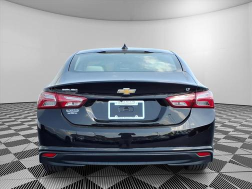 Mosaic Black Metallic 2021 Chevrolet Malibu LT