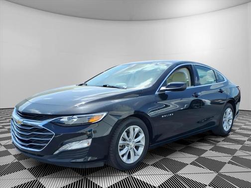 Mosaic Black Metallic 2021 Chevrolet Malibu LT