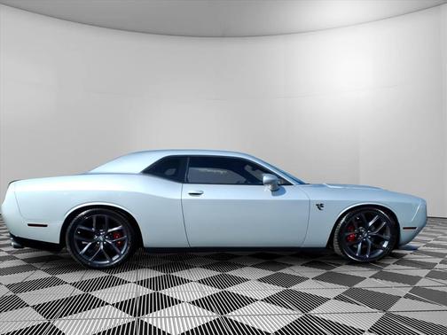 Triple Nickel Clearcoat 2023 Dodge Challenger R/T