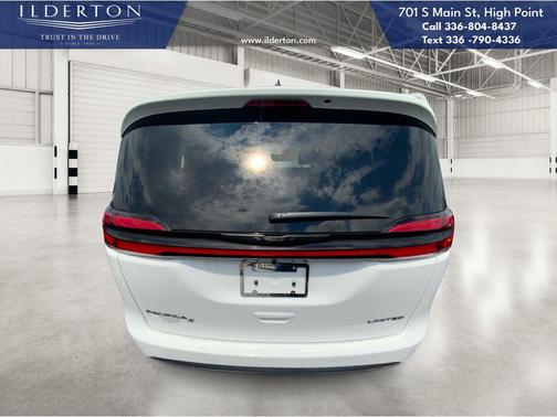 2026 Chrysler Pacifica Limited