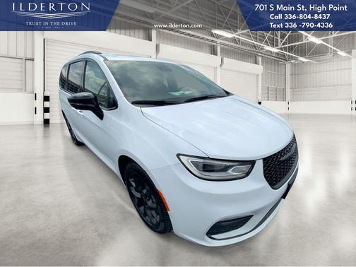 2026 Chrysler Pacifica Limited