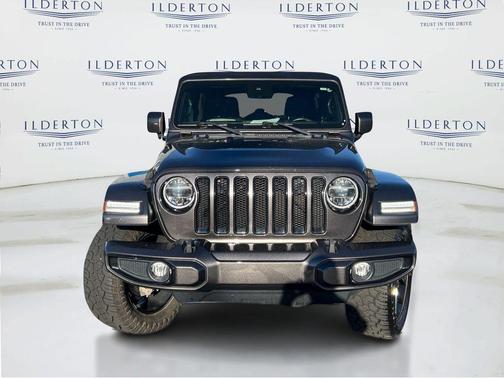 2021 Jeep Wrangler Unlimited Sahara Altitude