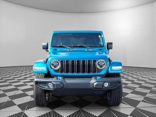 Pearlcoat 2024 Jeep Wrangler 4xe Sport