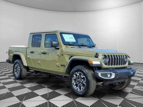 2026 Jeep Gladiator Sport