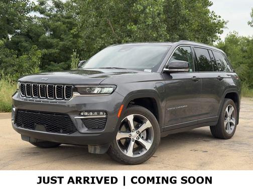 2022 Jeep Grand Cherokee 4xe Base