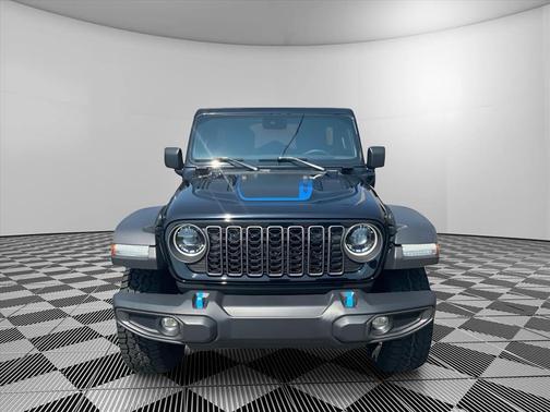 Black Clearcoat 2024 Jeep Wrangler 4xe Rubicon