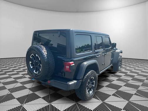 Black Clearcoat 2024 Jeep Wrangler 4xe Rubicon