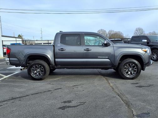 2023 Toyota Tacoma SR5
