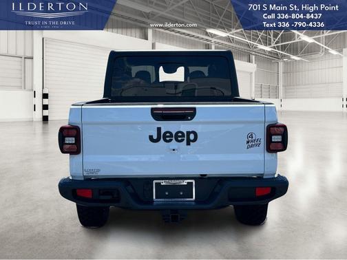 2025 Jeep Gladiator Sport