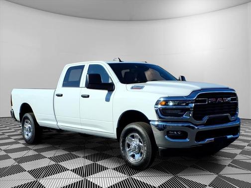 Bright White Clearcoat 2026 RAM 2500 Tradesman