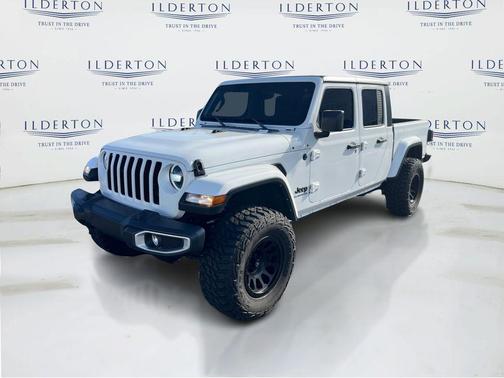 2022 Jeep Gladiator Sport