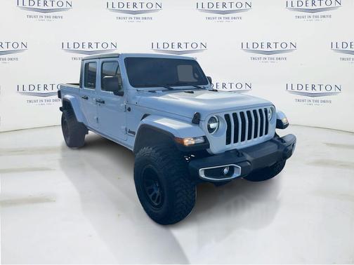 2022 Jeep Gladiator Sport