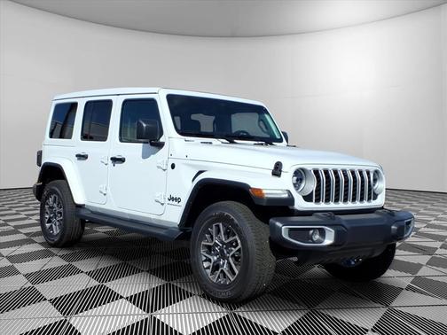 Bright White Clearcoat 2026 Jeep Wrangler Sahara