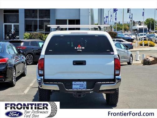 2018 Toyota Tacoma SR5