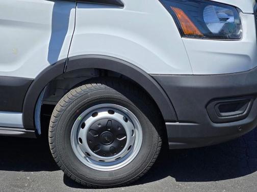 Oxford White 2026 Ford Transit-150 Base
