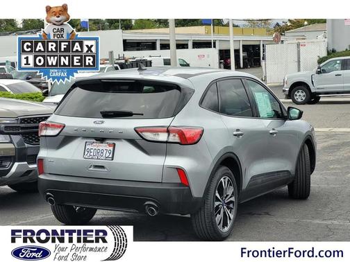 2022 Ford Escape SE